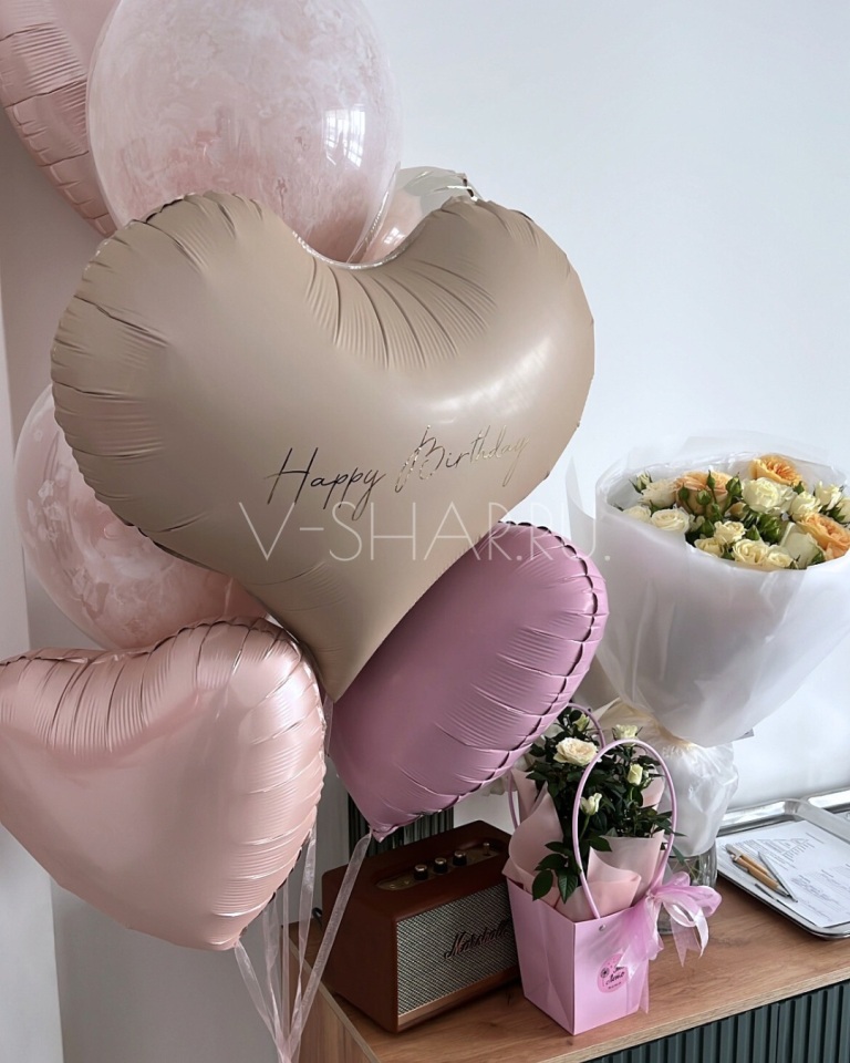 Фонтан из воздушных шаров изображение